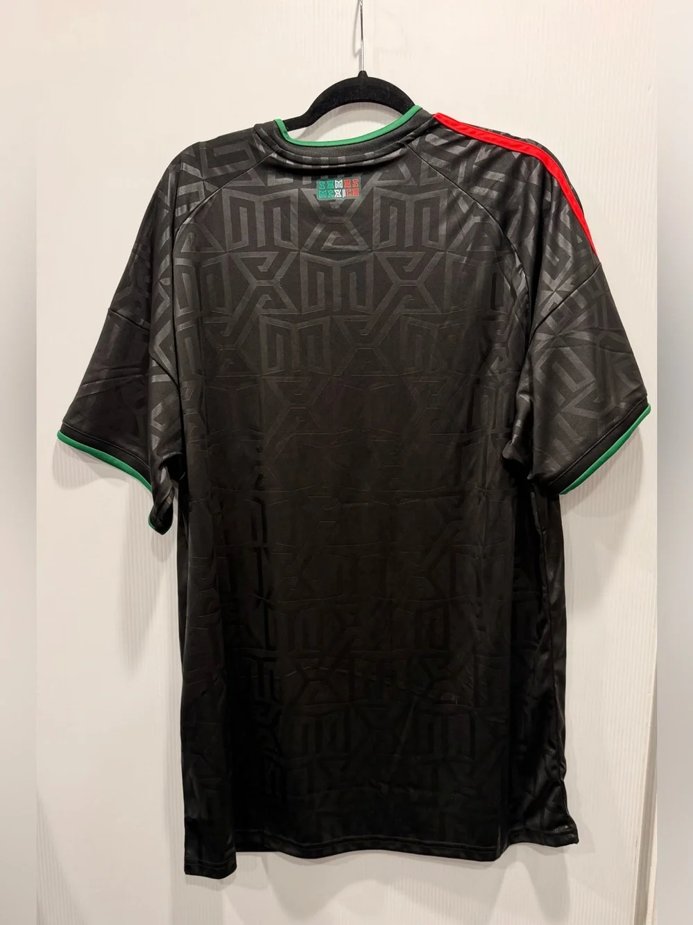 adidas Black Mexico Men's Soccer Jersey with Green Accents - Authenticity Unknow